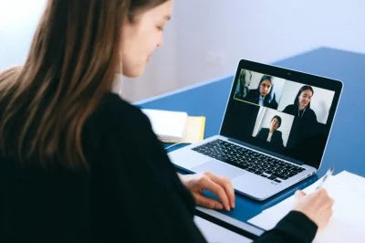 Cómo mejorar la experiencia del teletrabajador: Conectividad de alta fidelidad