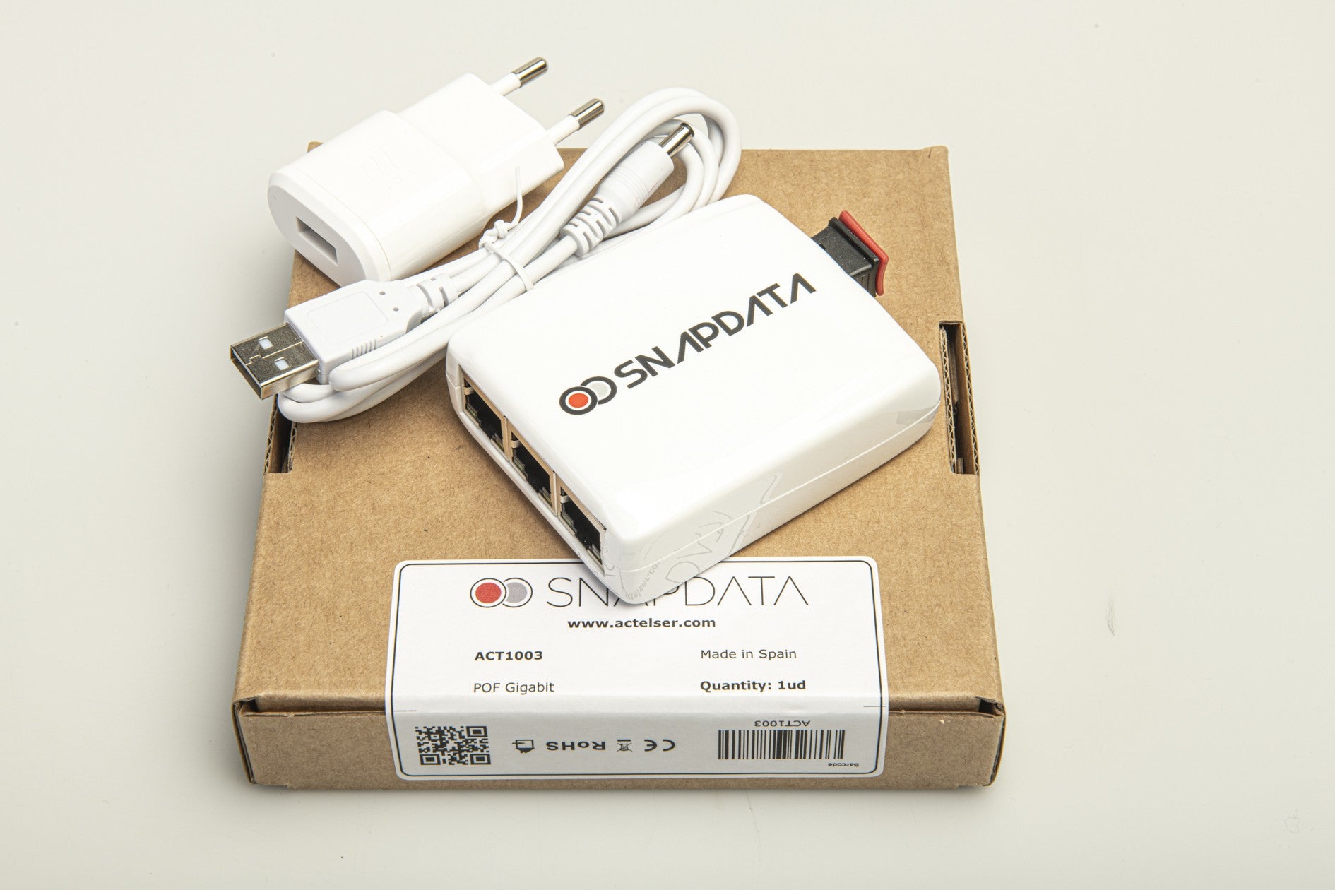 ACT1003 - Conversor de medios para fibra óptica plástica 1 Gbps